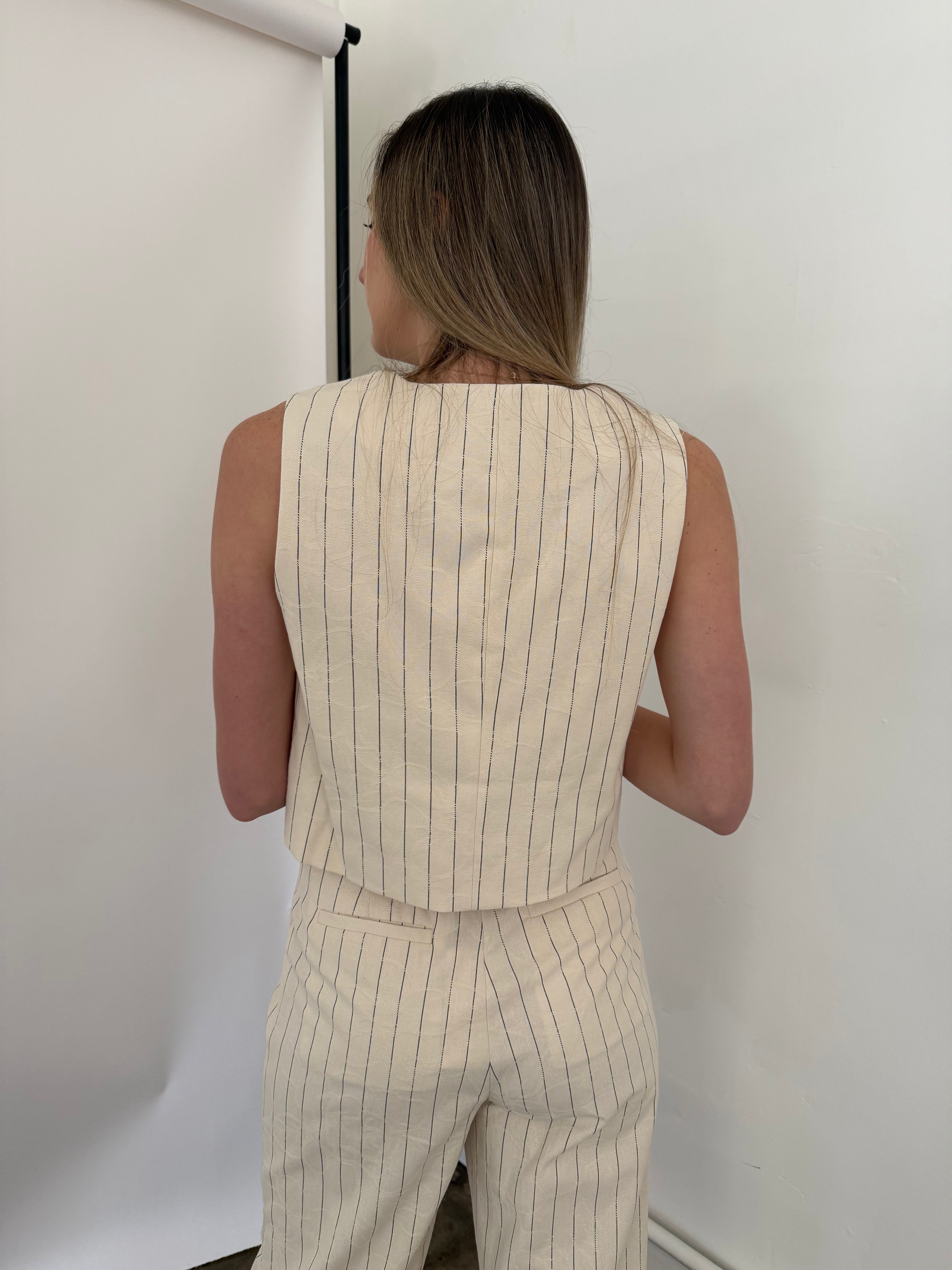 FRNCH Pia Cream Floral Embossed Buttoned Vest Top