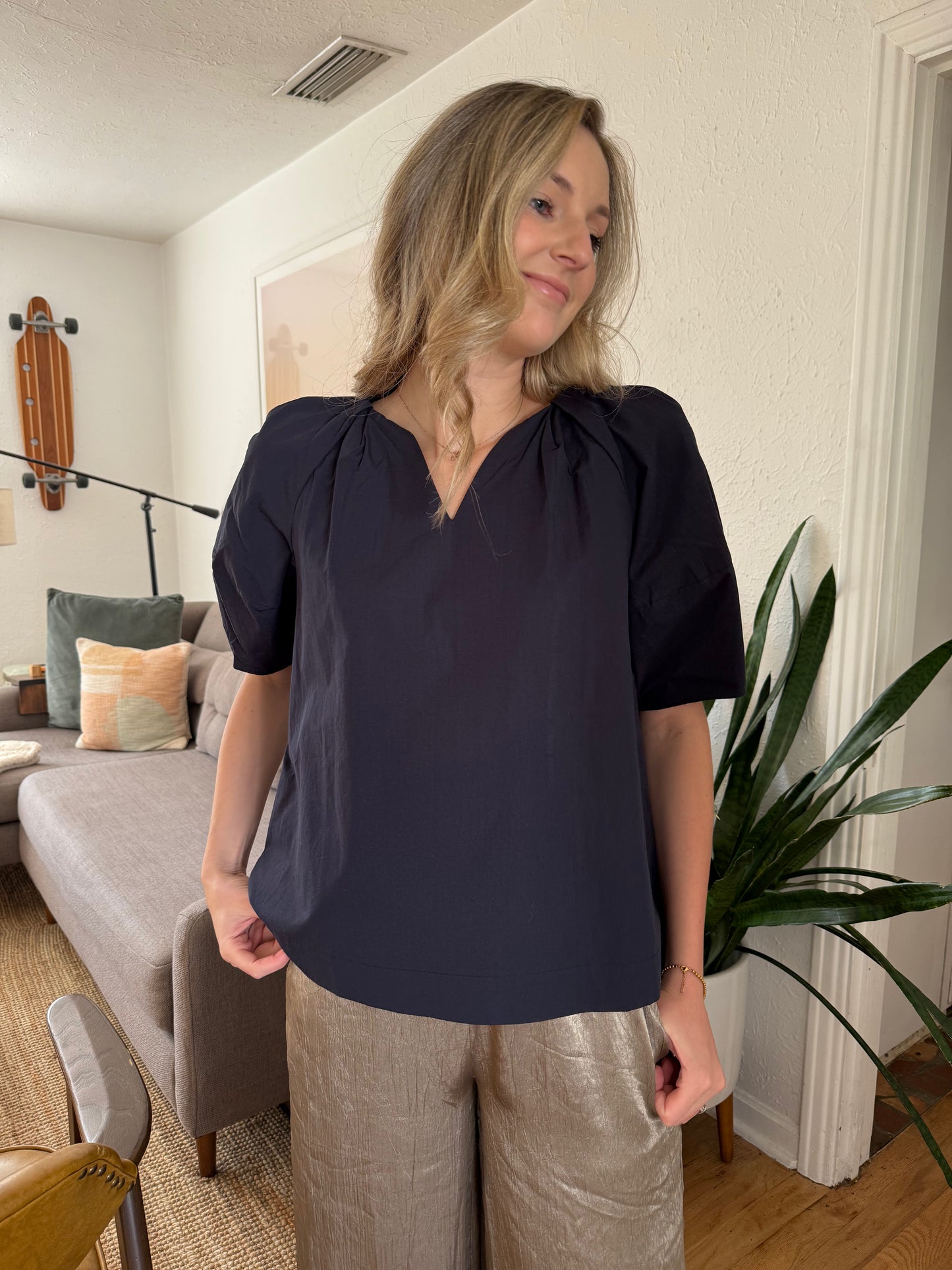 PINCH Amy V-Neck Cotton Puff Sleeve Top (Navy)