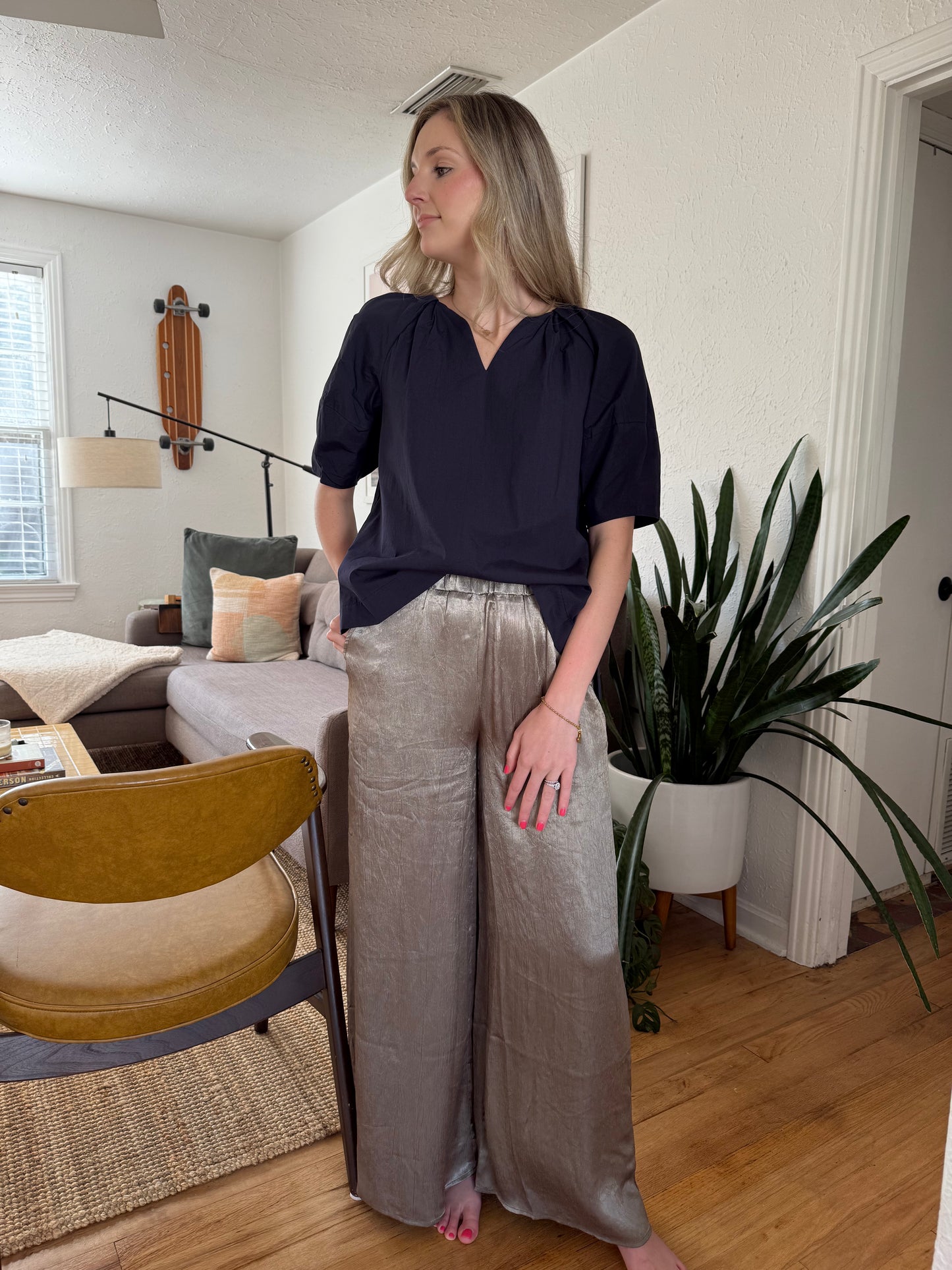 Things Between Amanda Satin Crinkle Culotte Pants (Olive)