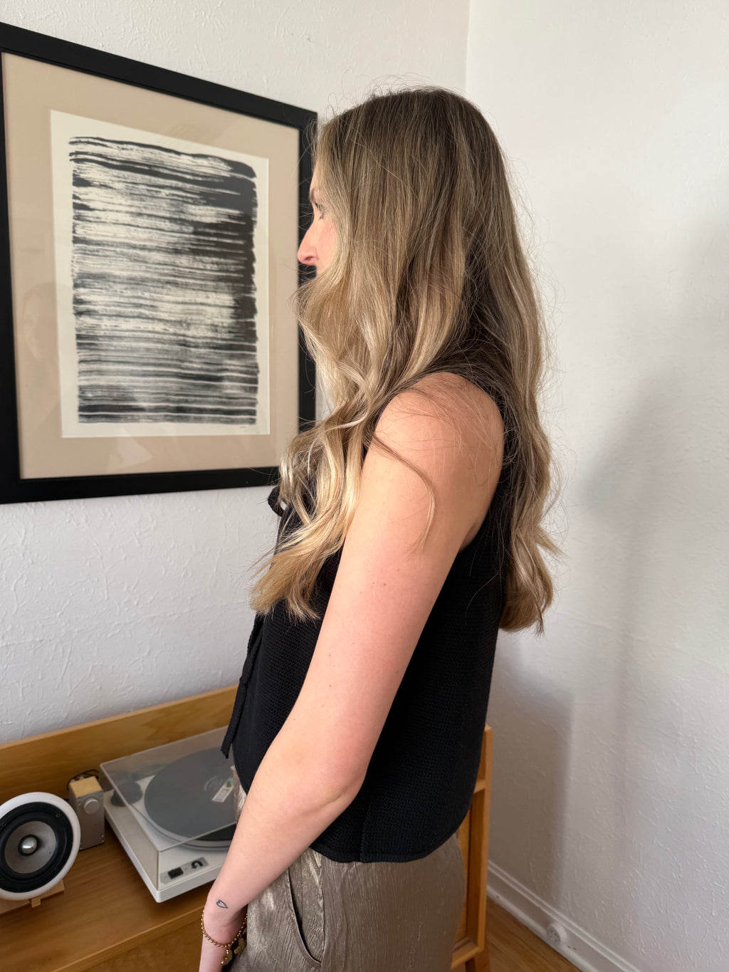 Miou Muse Micah Knit Tie Front Sleeveless Vest (Black)