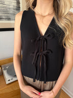 Miou Muse Micah Knit Tie Front Sleeveless Vest (Black)