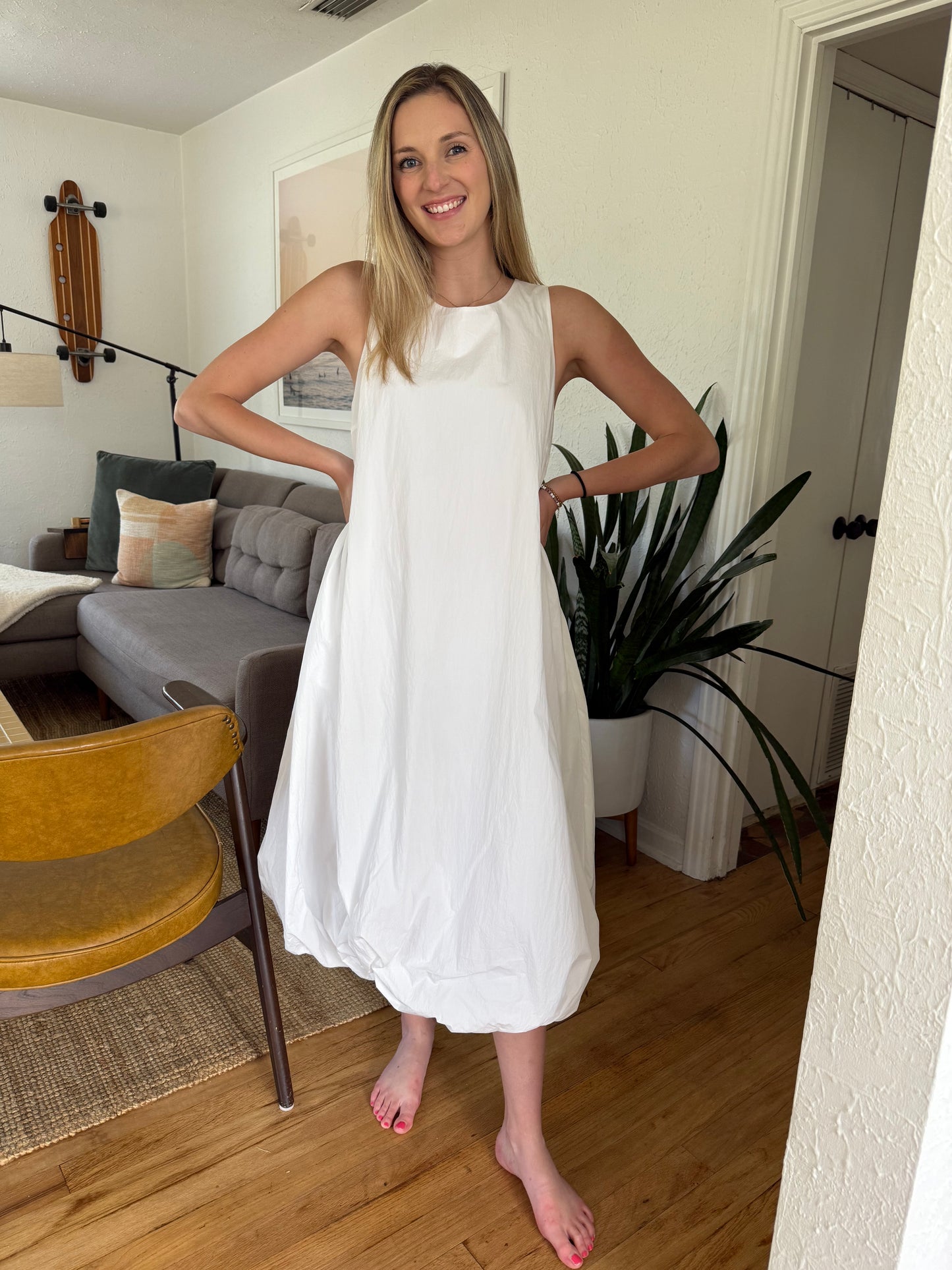 PINCH Brielle Solid Bubble Hem Midi Dress (White)