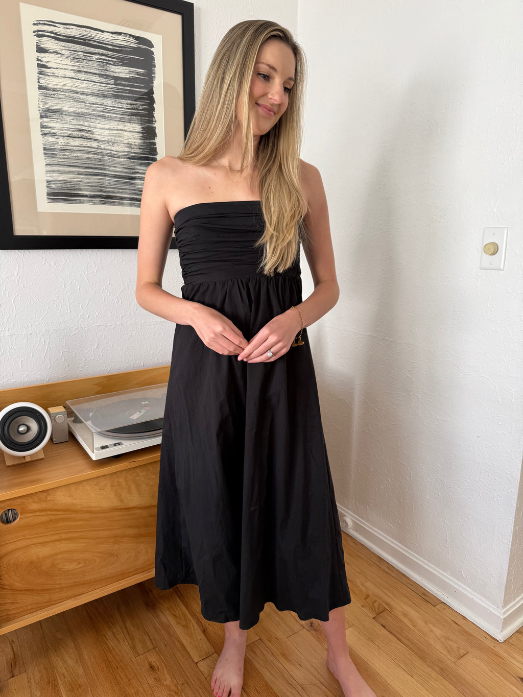 Needii Ophelia Ruched Strapless Midi Dress (Black)