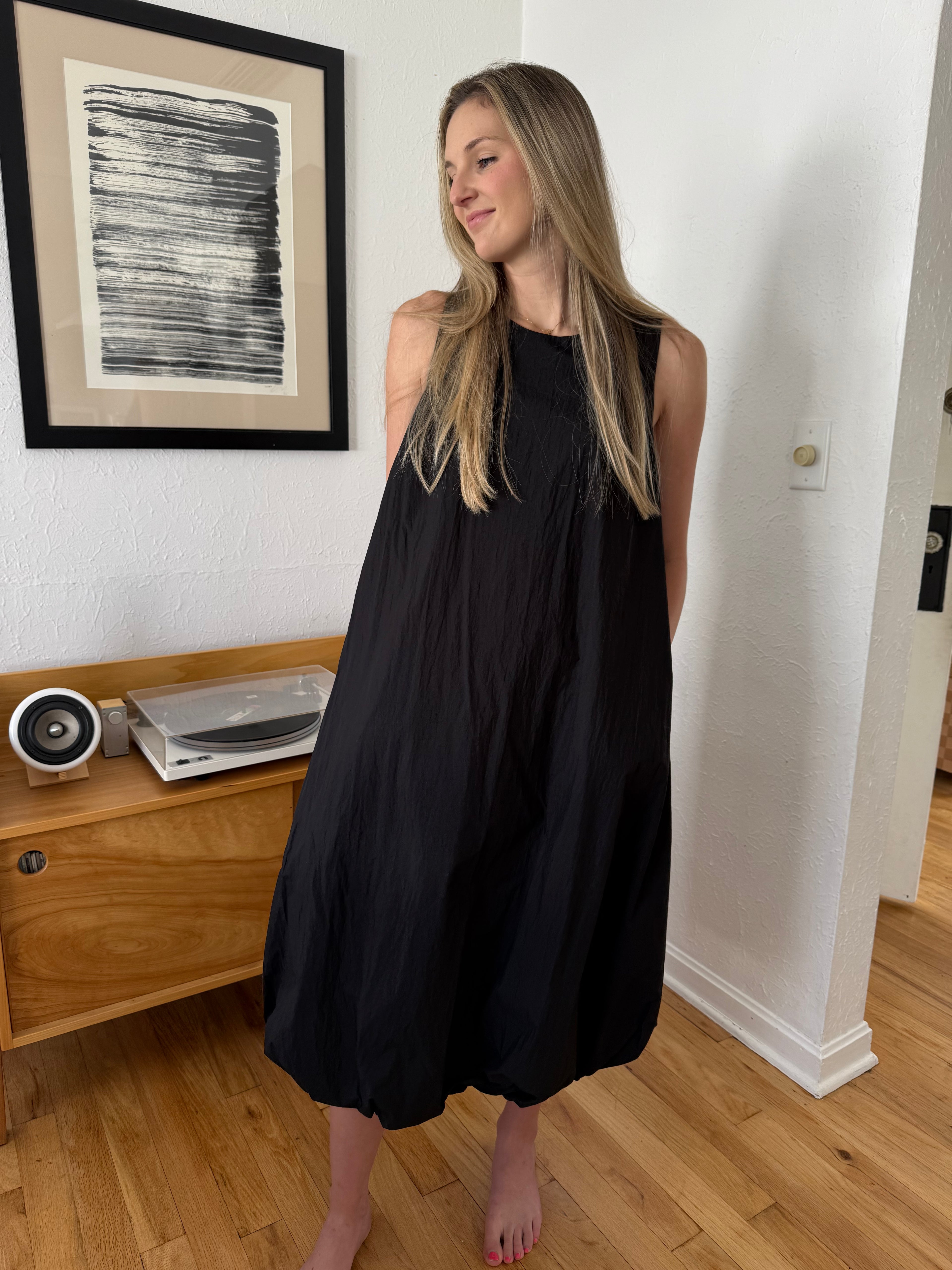 PINCH Brielle Solid Bubble Hem Midi Dress (Black)