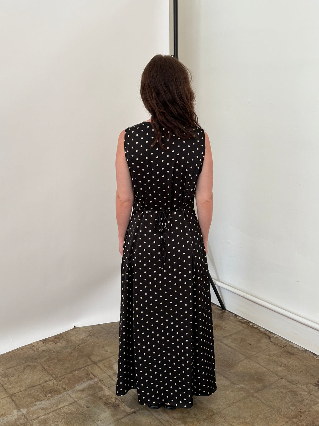 Things Between Daphne Black Polka Dot Sleeveless Maxi Dress (M)