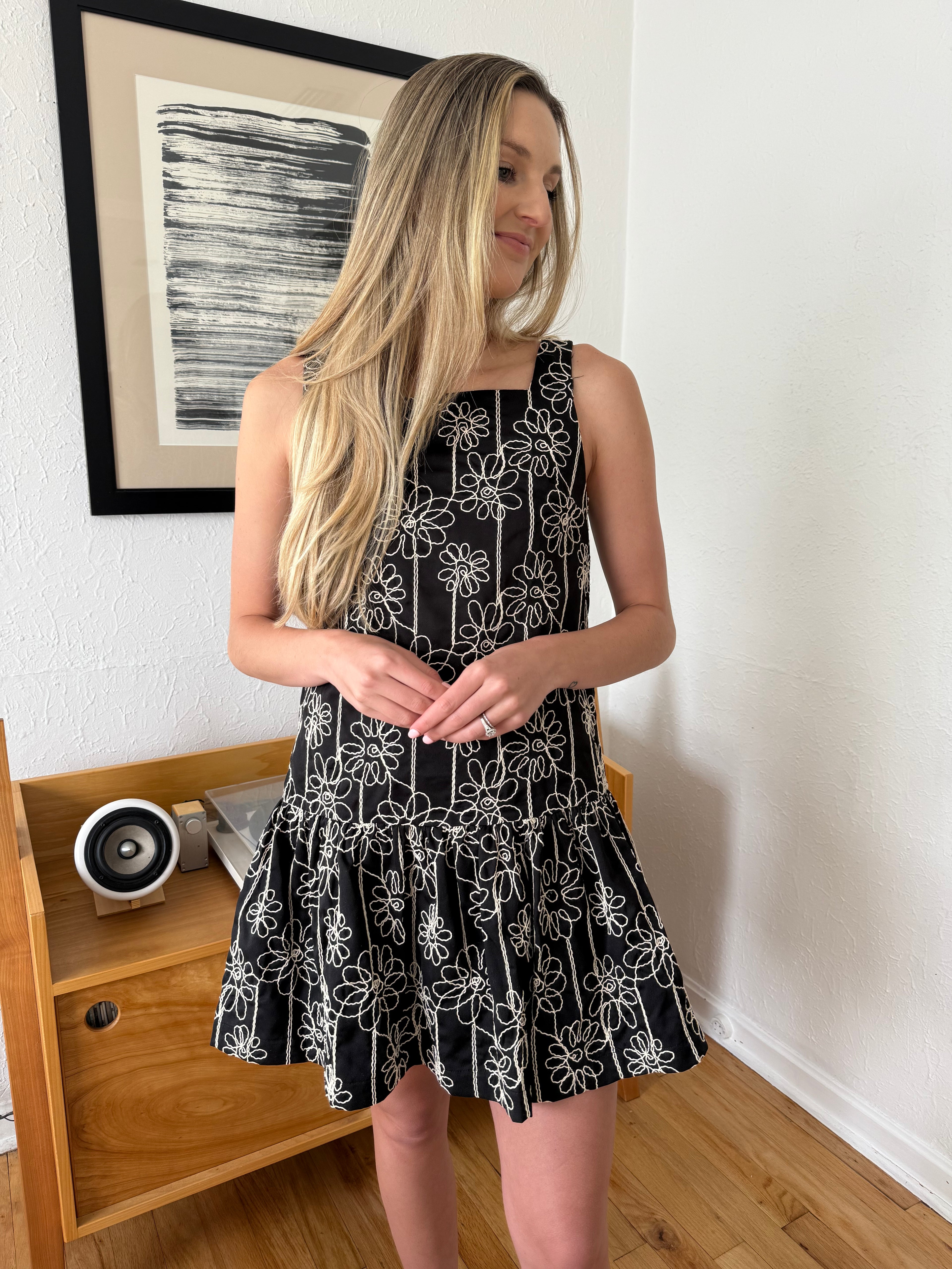 Aureum Emery Black Floral Embroidered Shift Mini Dress