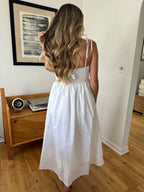 Miou Muse Kylie Bow Accent Empire Waist Sleeveless Midi Dress (White)