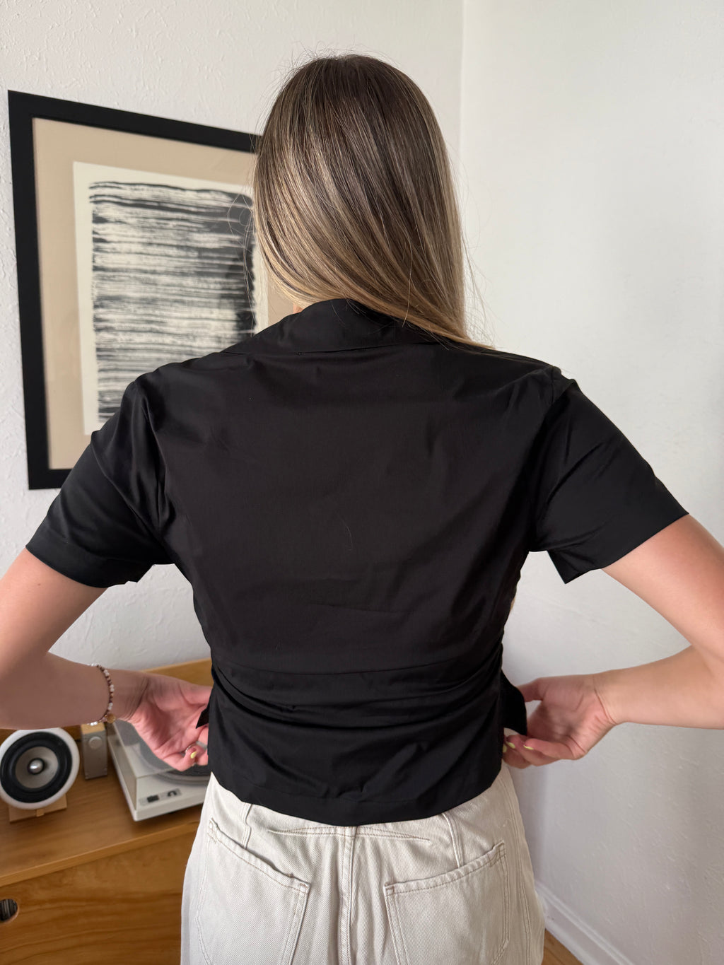 Lola Black Collared Side Ruched Short Sleeve Top