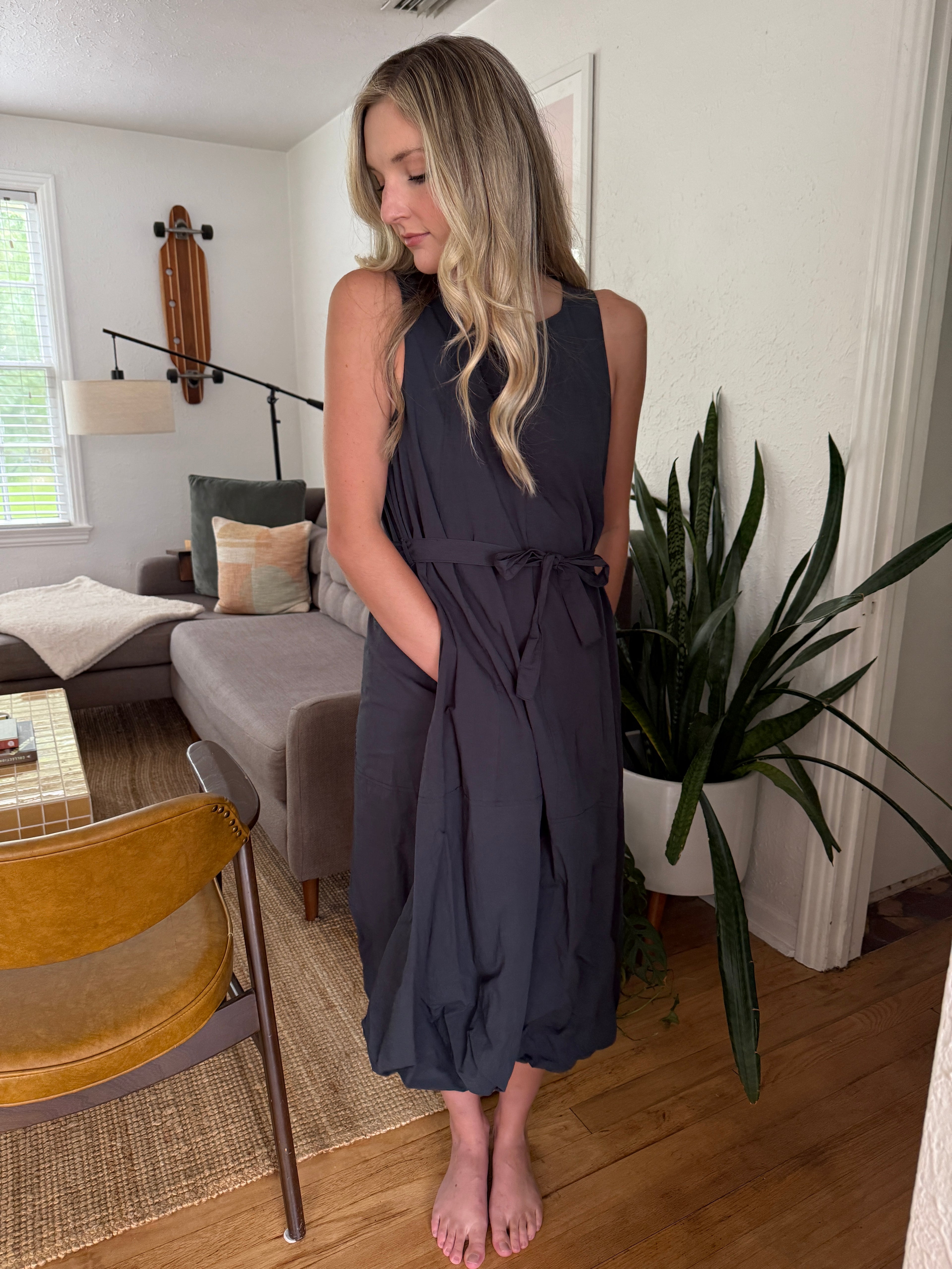PINCH Brielle Solid Bubble Hem Midi Dress (Navy) L