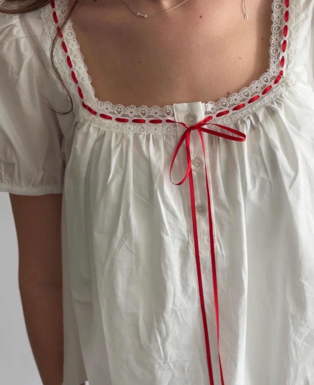 Things Between Josie White Ribbon Tie Cotton Babydoll Top