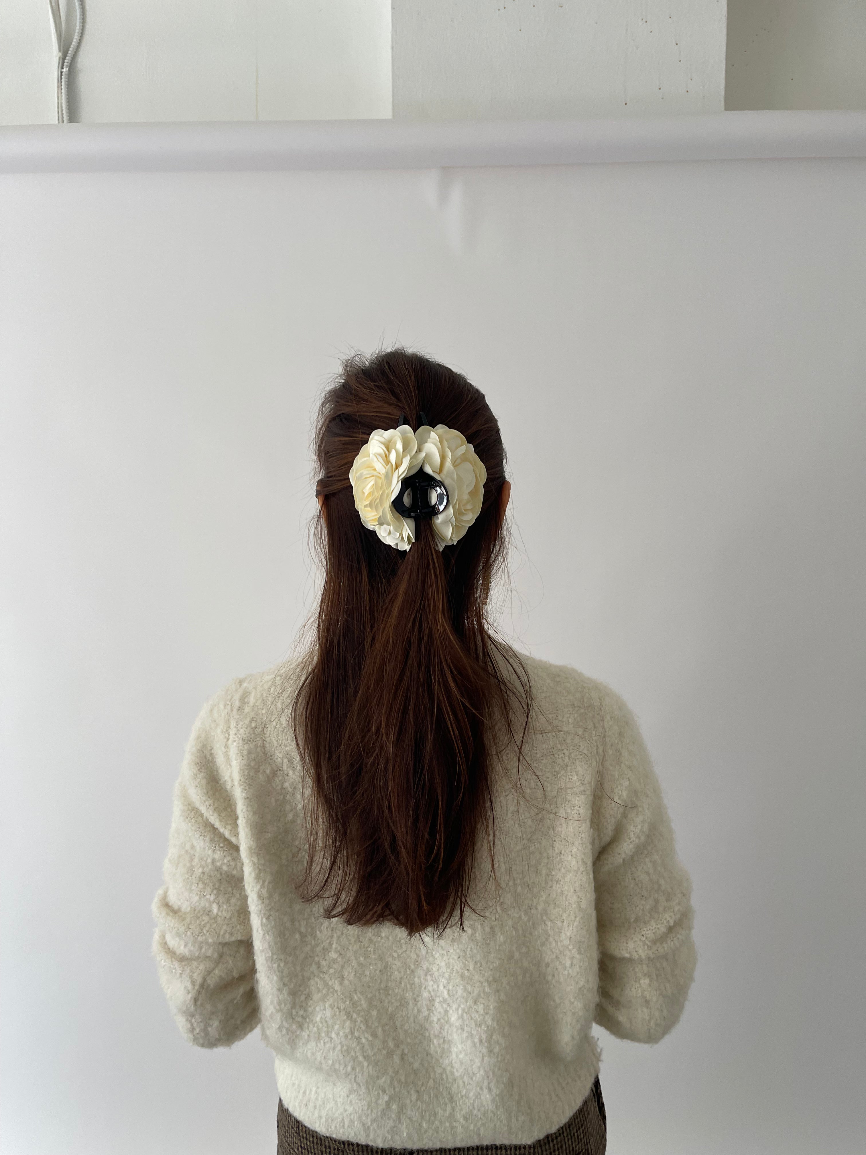 Floral Textured Hair Claw Clip