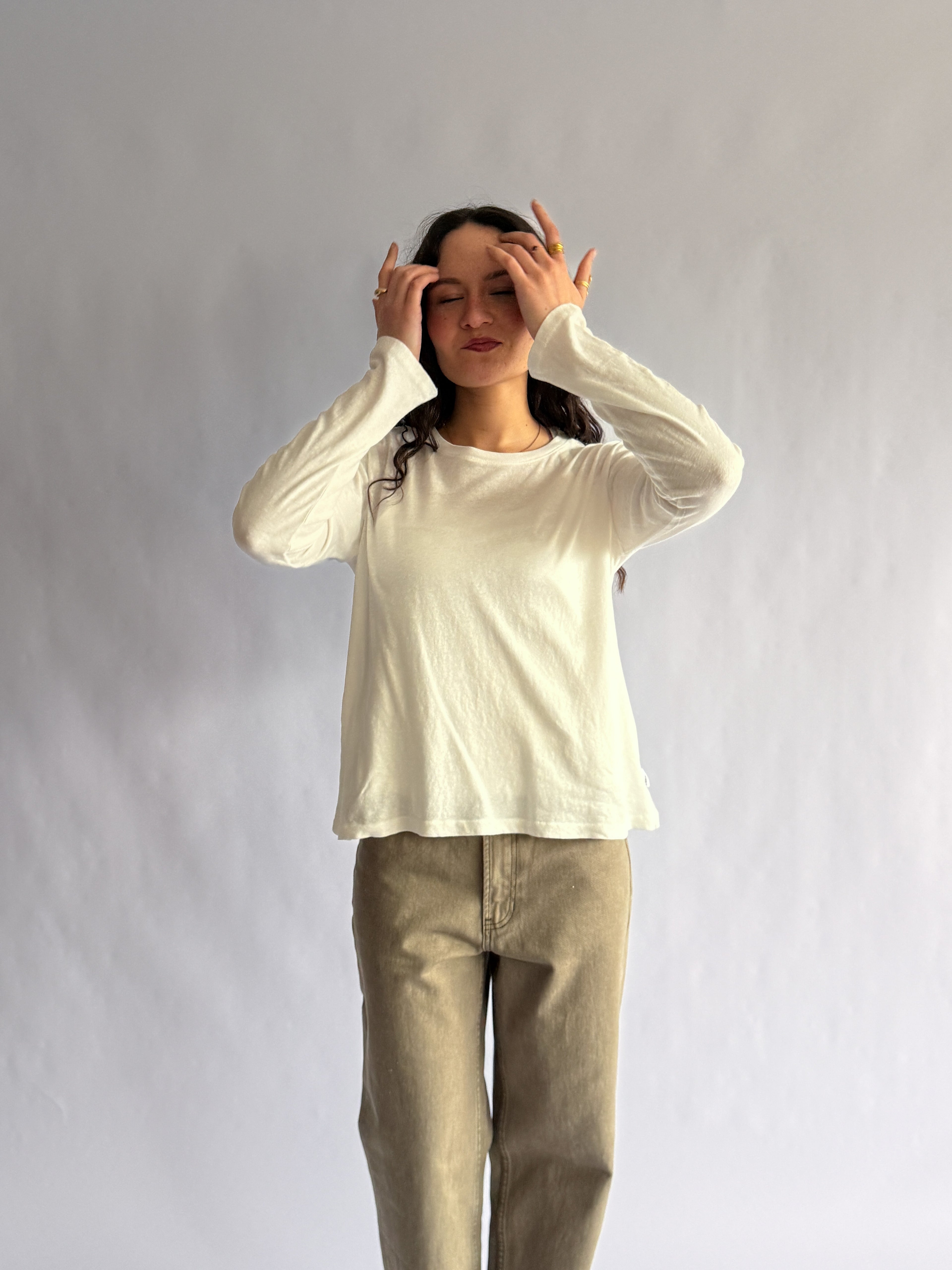 Le Bon Shoppe Foundation Long Sleeve Tee (Vintage White)