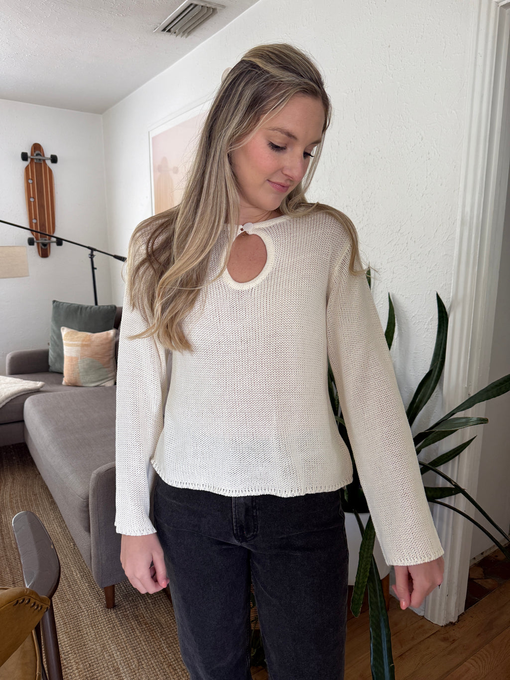 Ruth Woven Knit Keyhole Sweater (White)