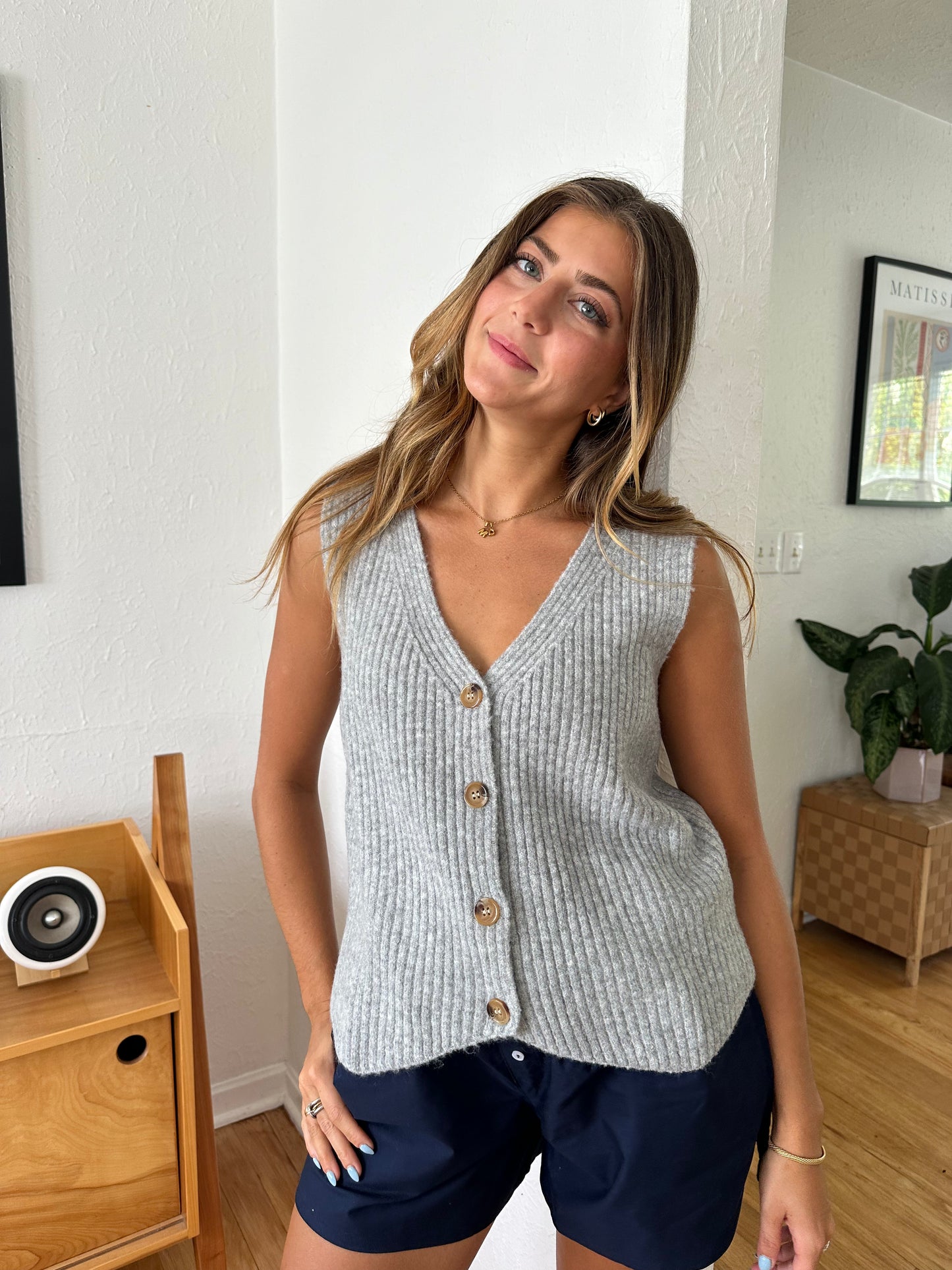 Things Between Clarissa Grey Ribbed Button Vest Top