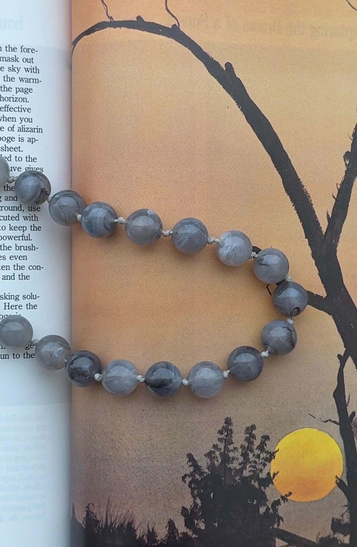 Mabry Chunky Beaded Necklace (Six Colors)