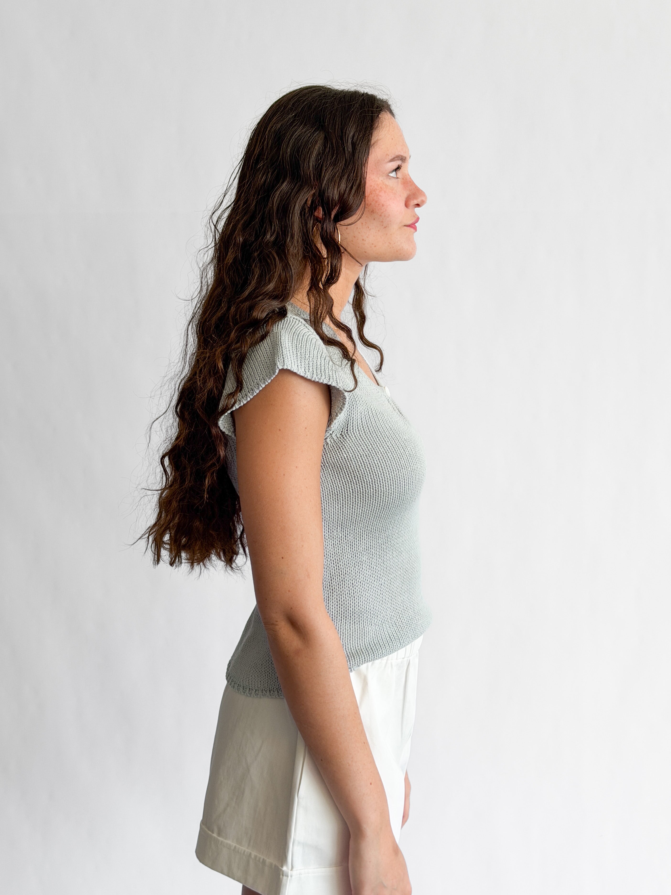 Ruth Woven Knit Keyhole Cap Sleeve Top (Blue)