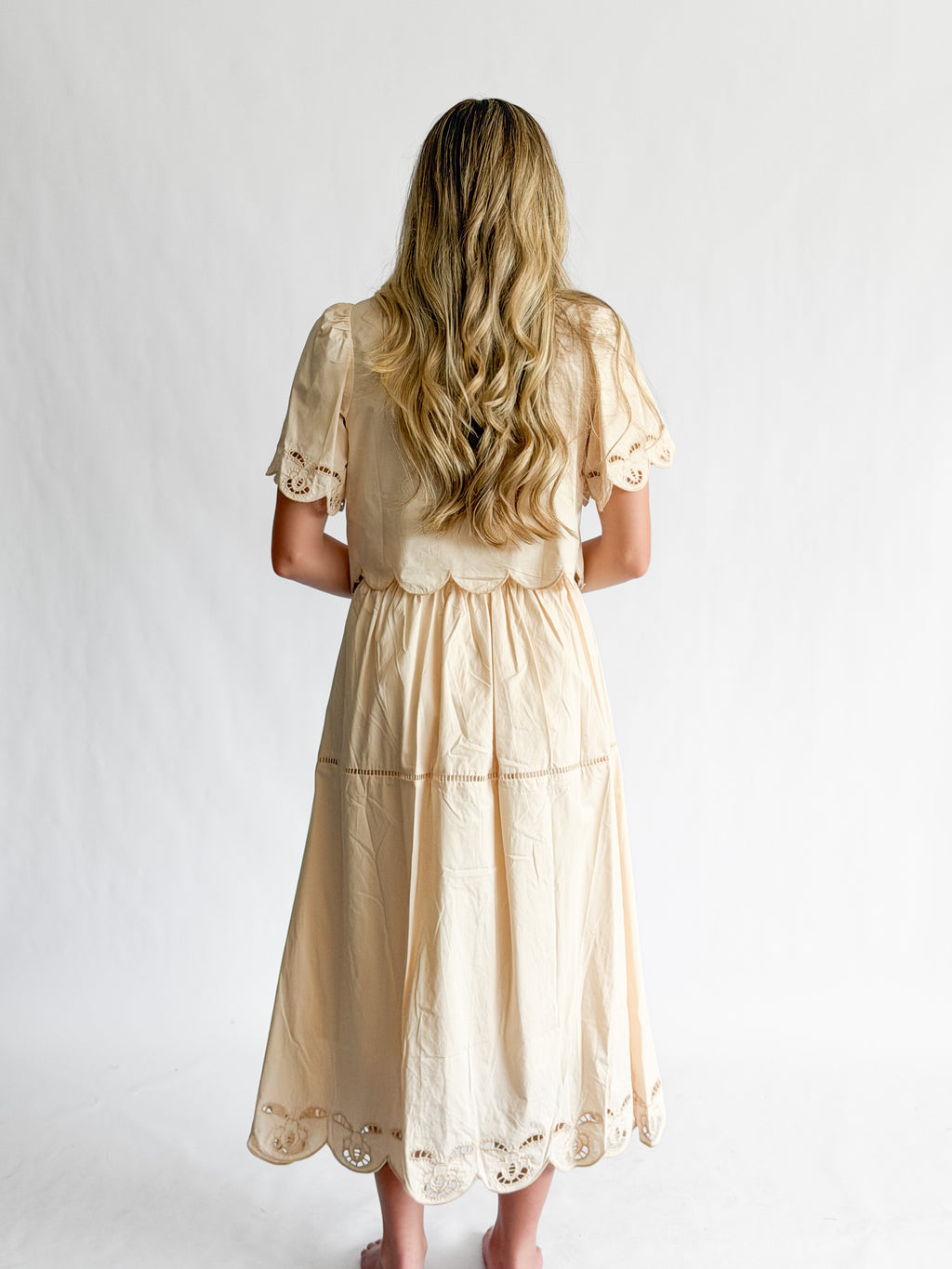 Vera Cream Eyelet Detail Stretch Waist Midi Skirt