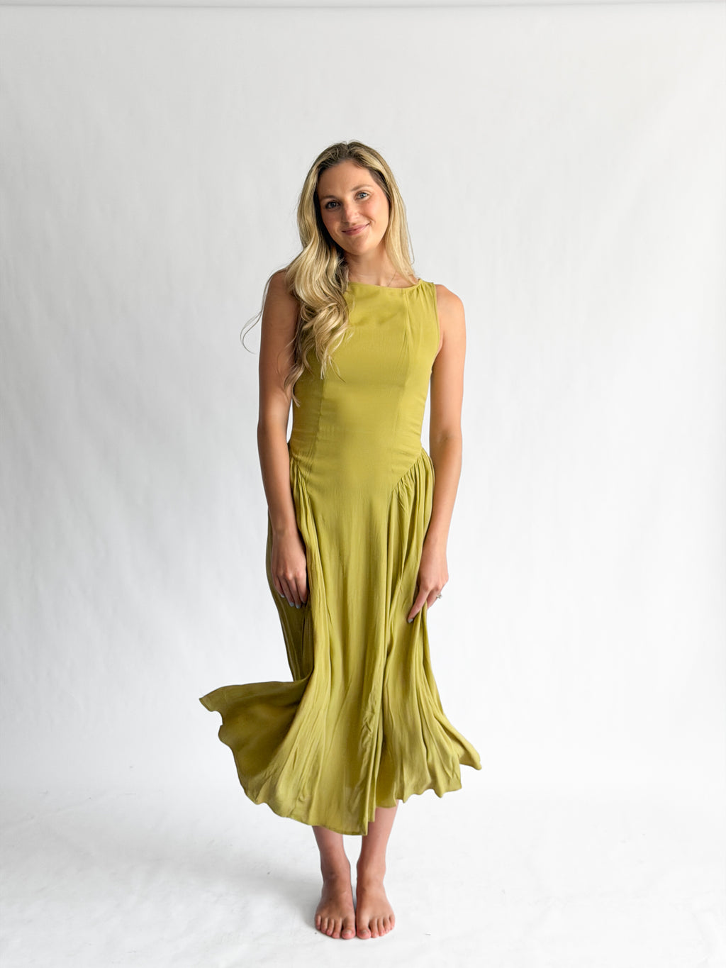 Violet Boat Neck Sleeveless Basque Waist Midi Dress (Green)