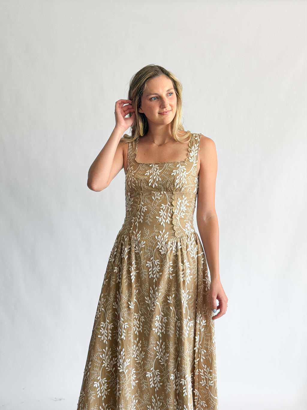 Ulissa Khaki Floral Embroidered Appliqué Corset Midi Dress