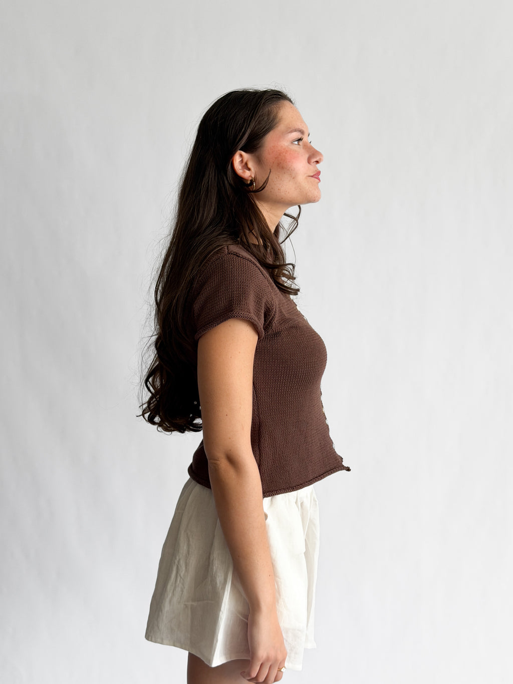 Willow Woven Knit Buttoned Short Sleeve Top (Brown)