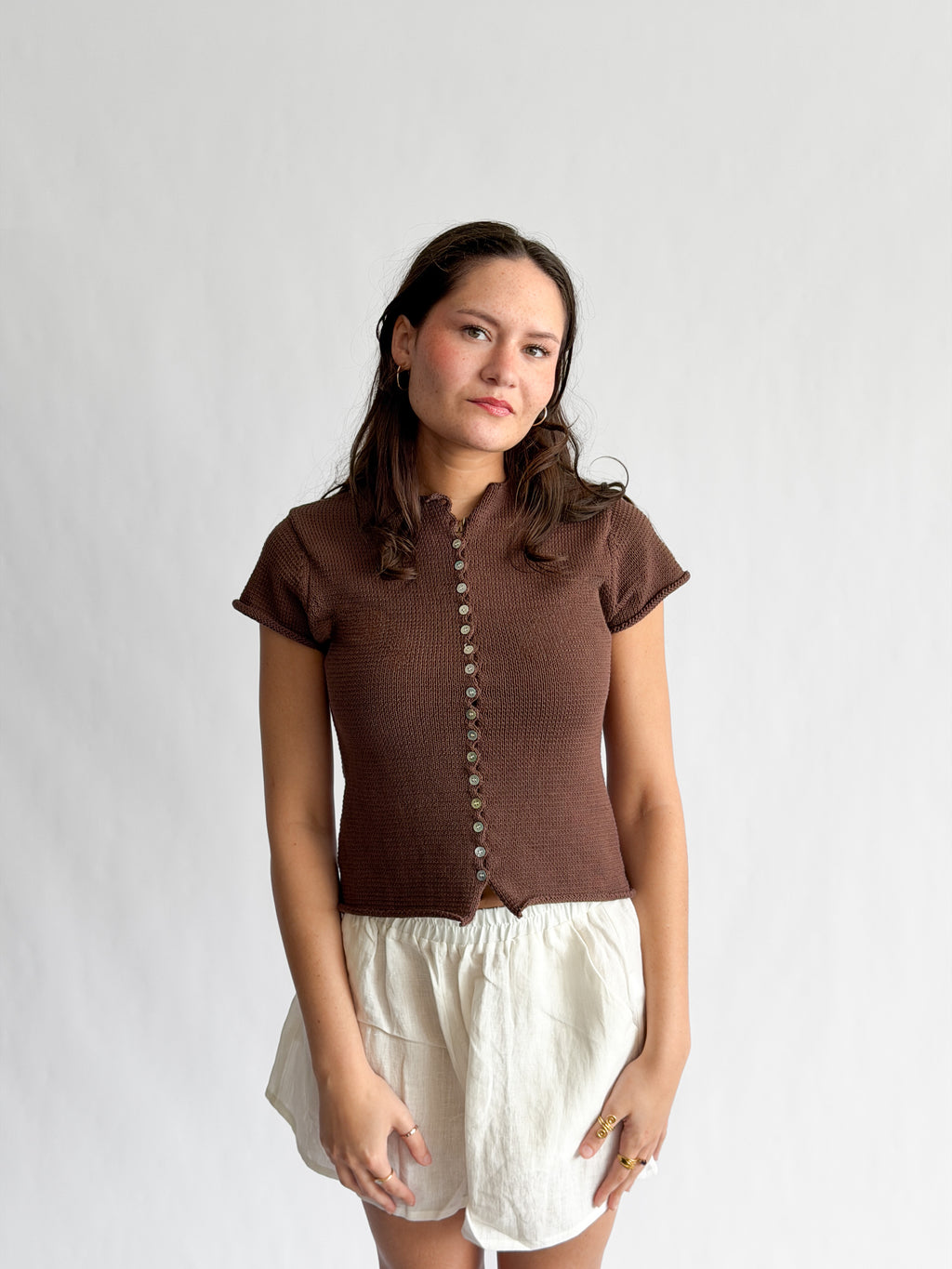 Willow Woven Knit Buttoned Short Sleeve Top (Brown)