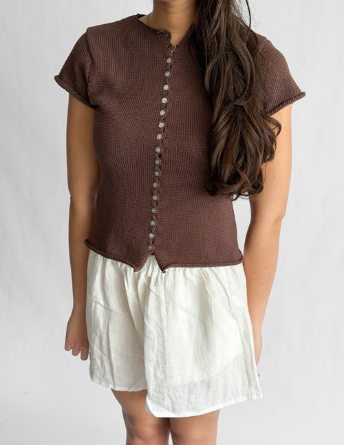 Willow Woven Knit Buttoned Short Sleeve Top (Brown)