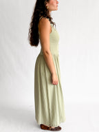 Tori Boat Neck Front Button Detail Cotton Midi Dress (Green)