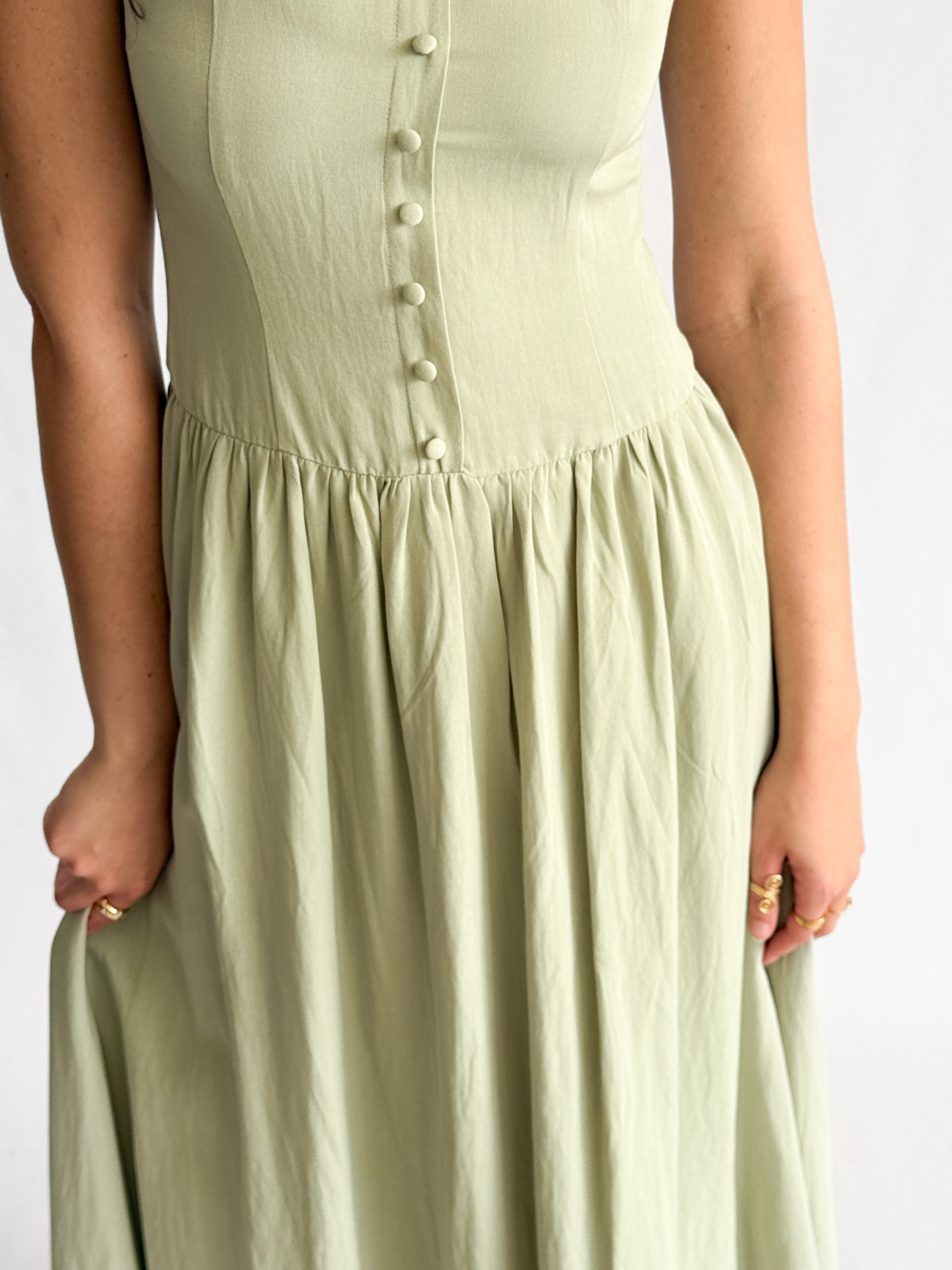 Tori Boat Neck Front Button Detail Cotton Midi Dress (Green)