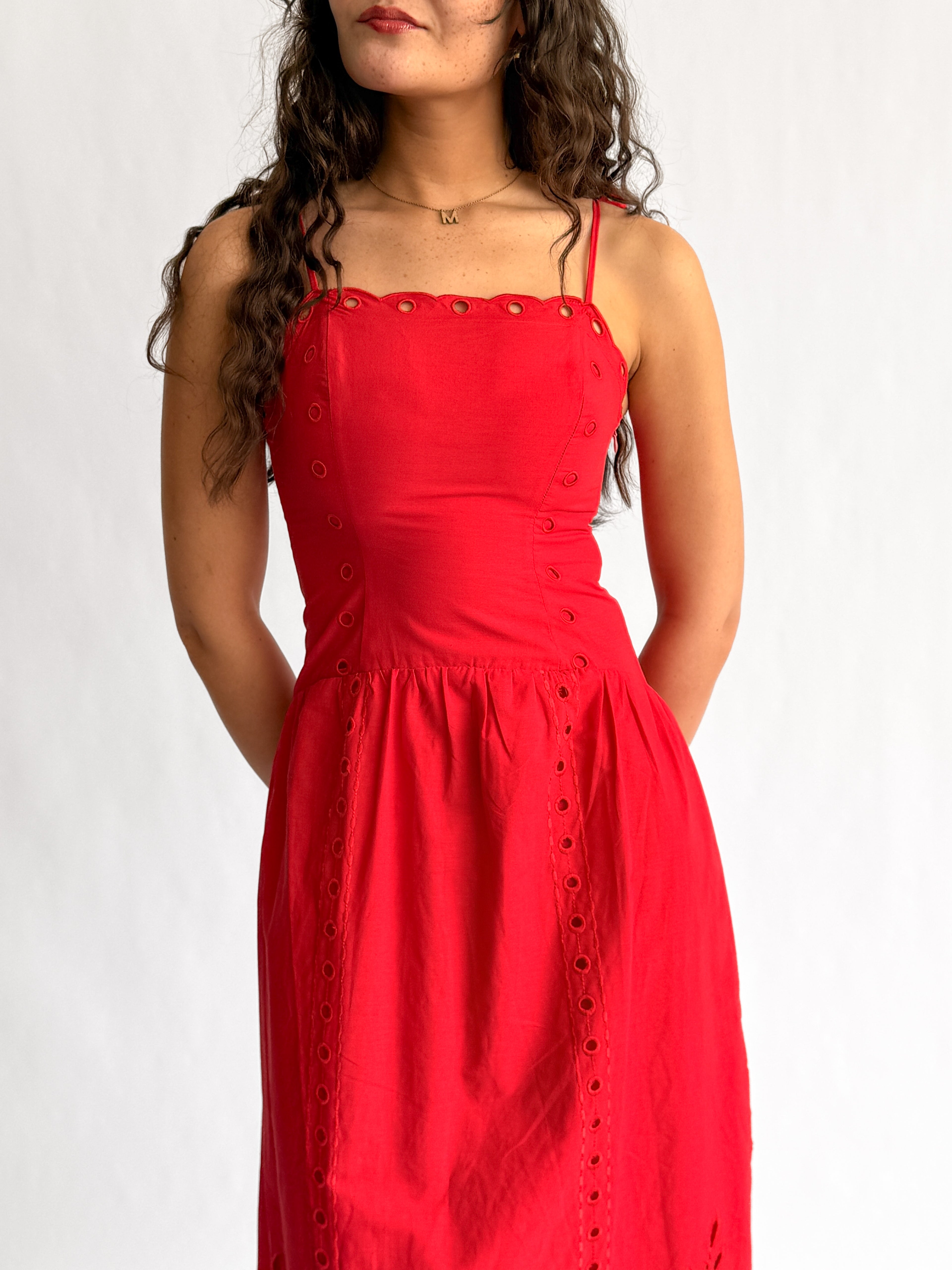 Tiara Red Eyelet Detail Scalloped Sleeveless Midi Dress