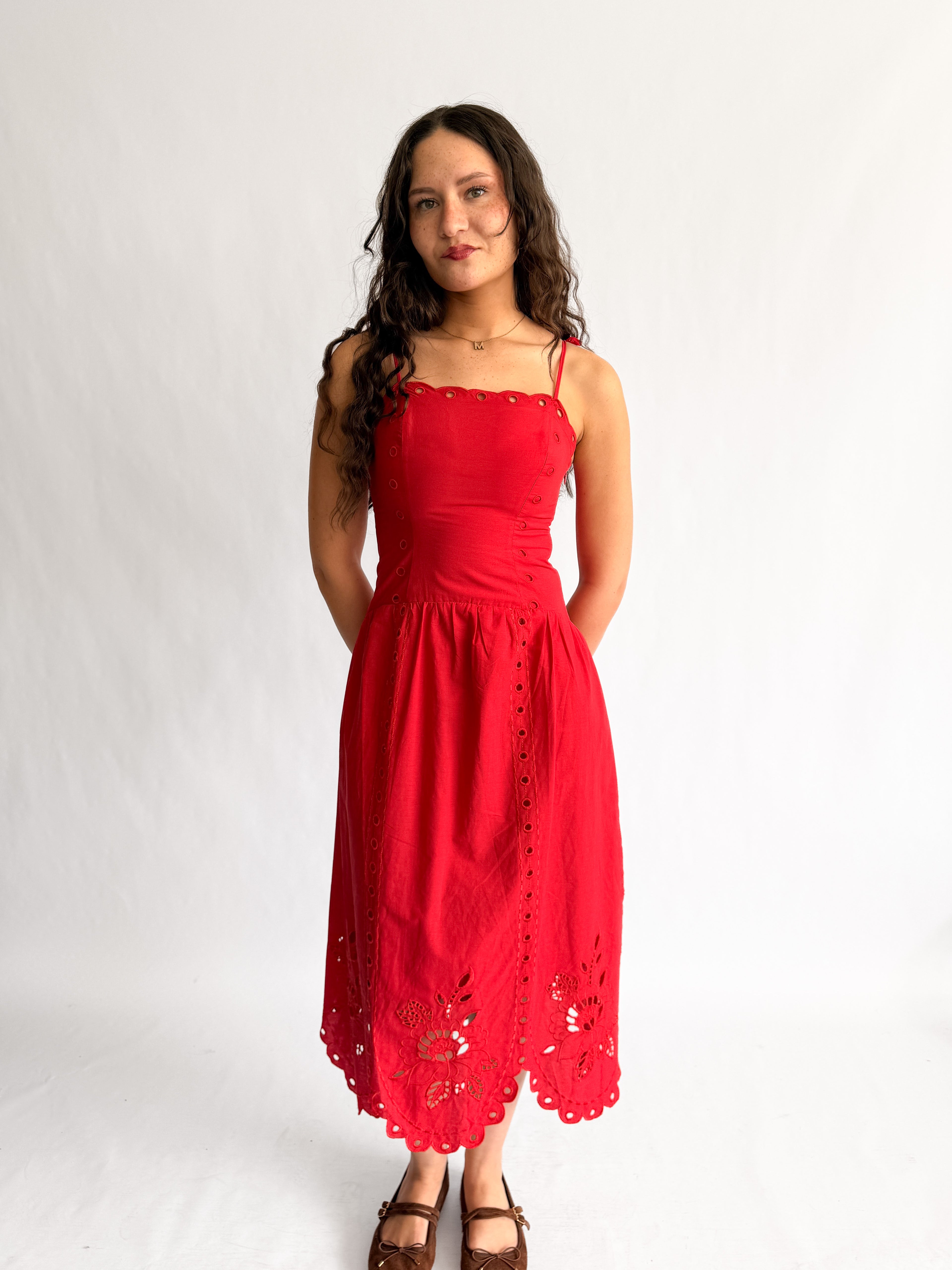 Tiara Red Eyelet Detail Scalloped Sleeveless Midi Dress