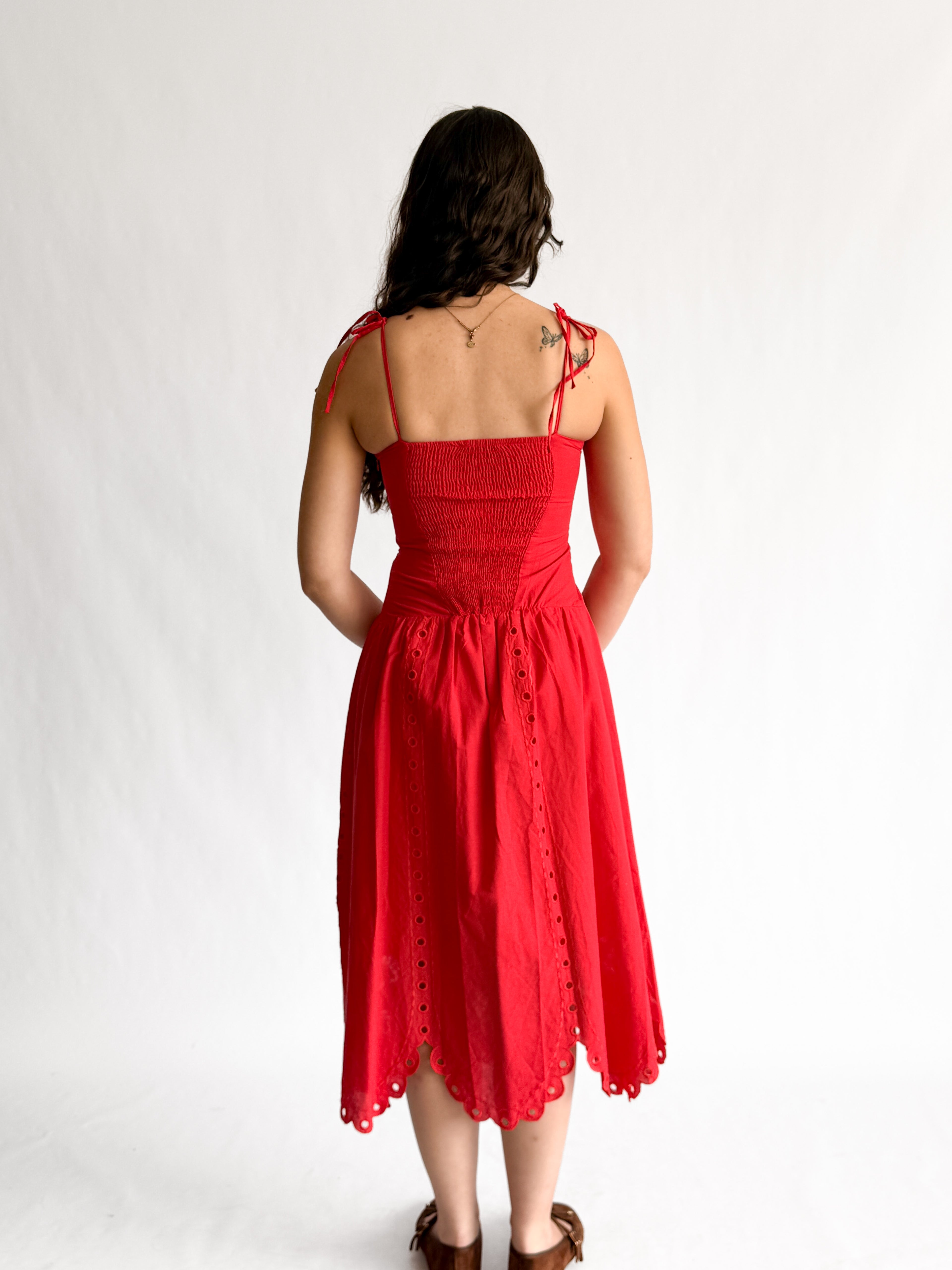 Tiara Red Eyelet Detail Scalloped Sleeveless Midi Dress