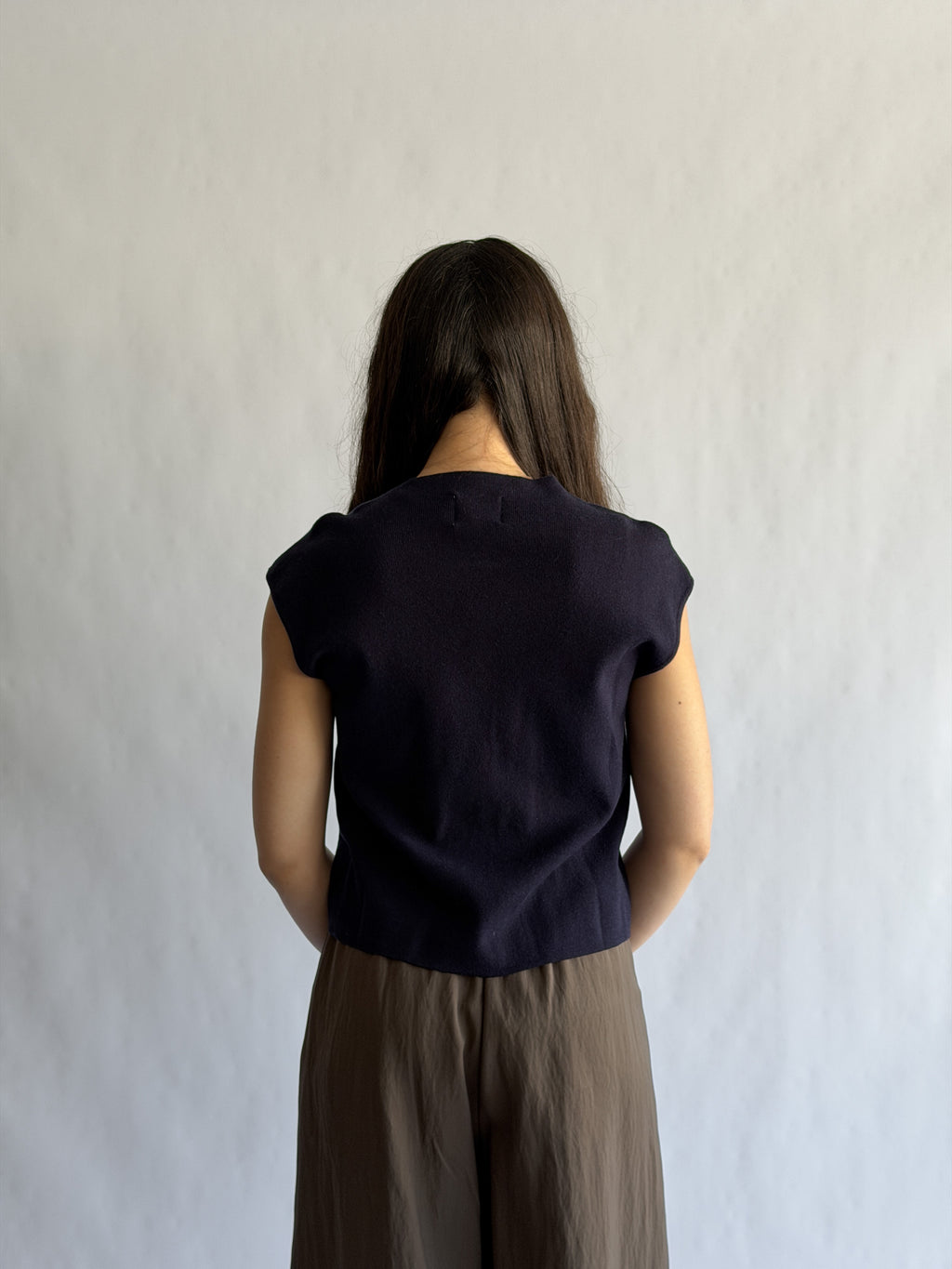 Things Between Nicole Knit Buttoned Short Sleeve Top (Navy)