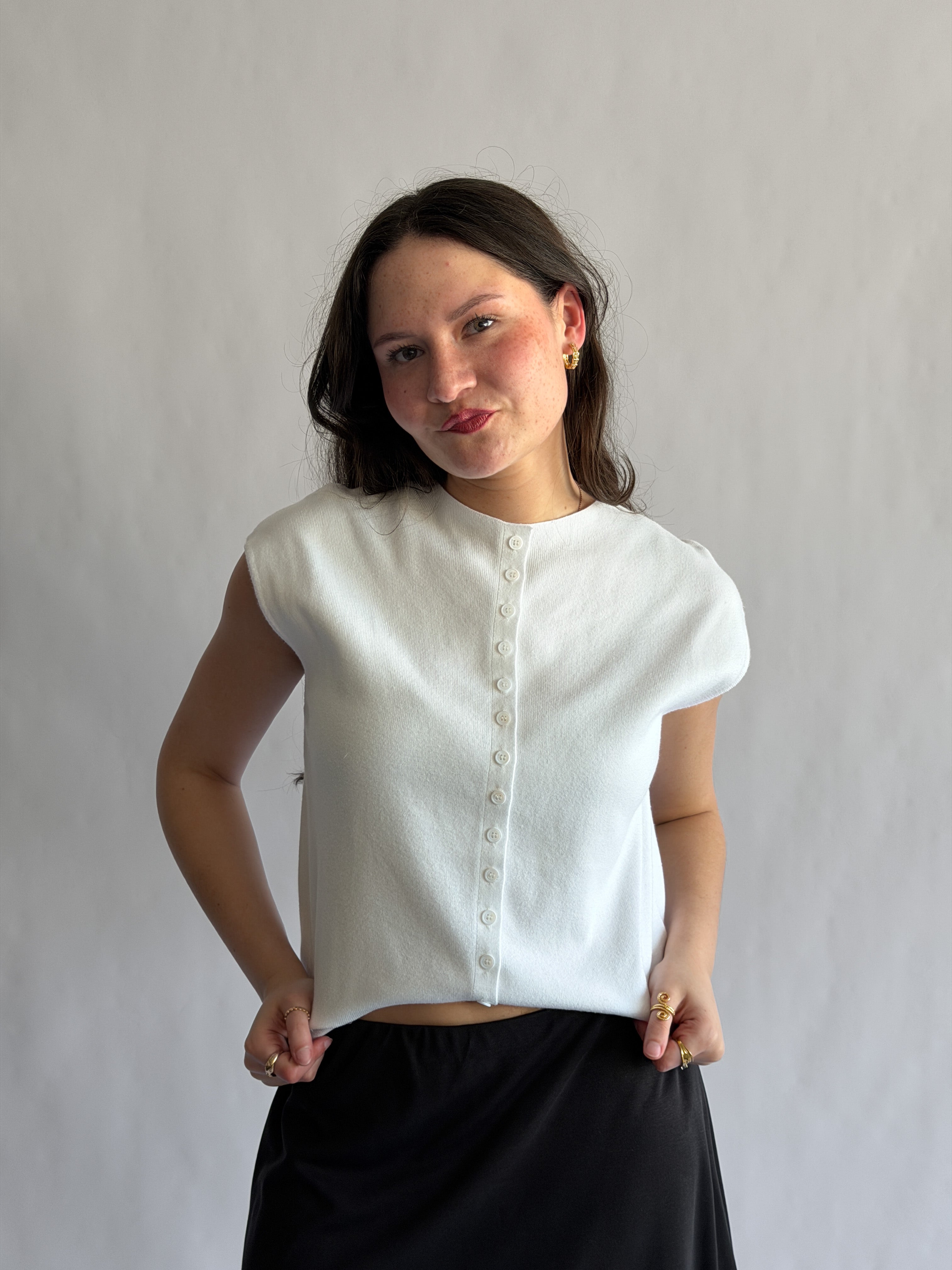 Things Between Nicole Knit Buttoned Short Sleeve Top (White)