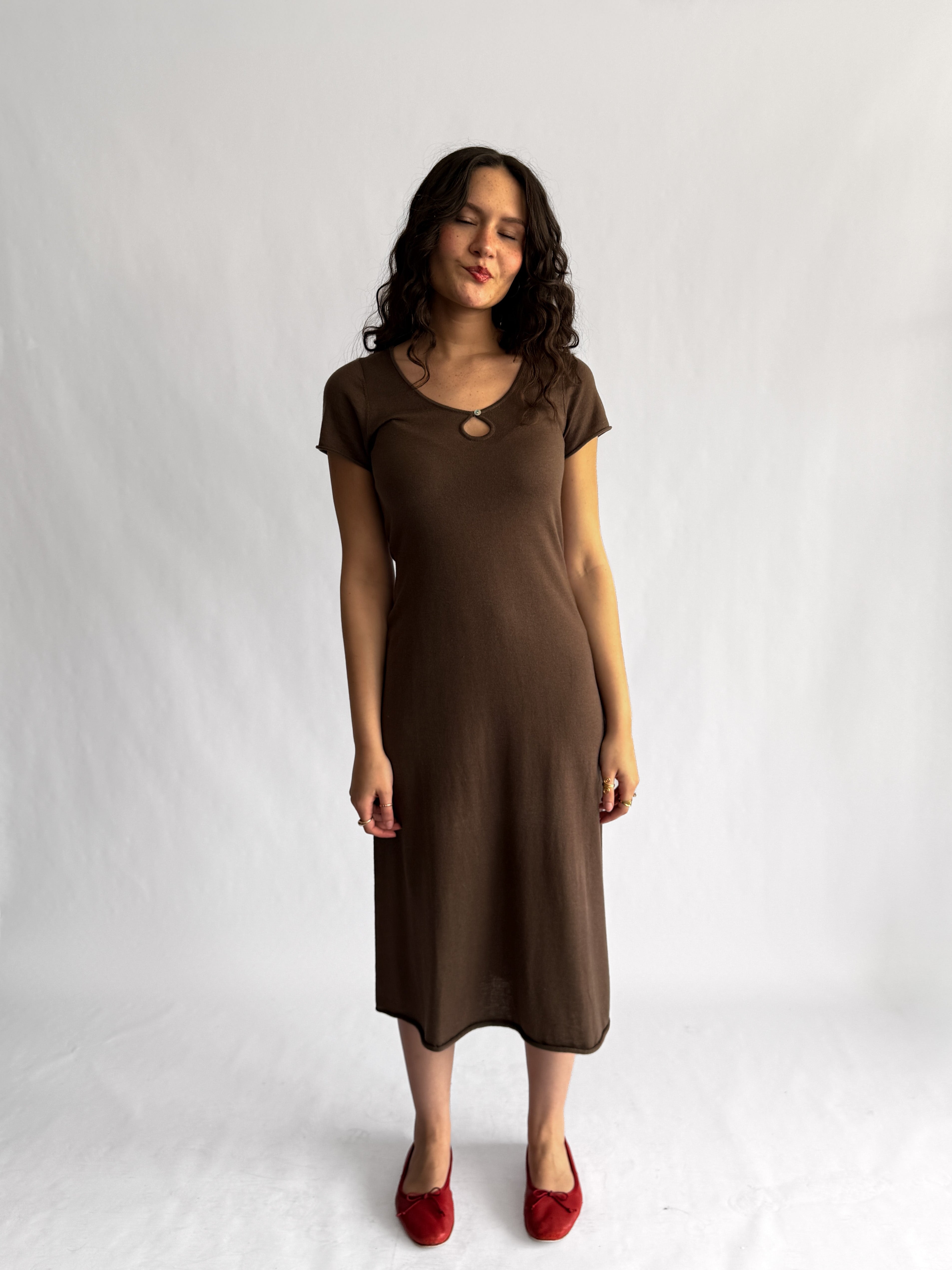 Paris Brown Keyhole Knit Short Sleeve Midi Dress