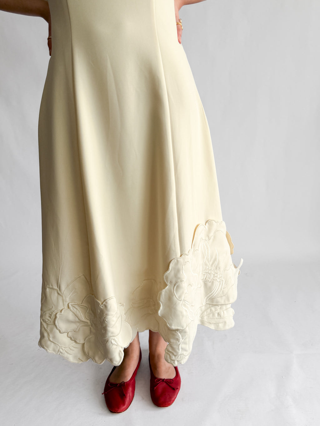 Poppy Cream 3D Floral Hem Sleeveless Midi Dress