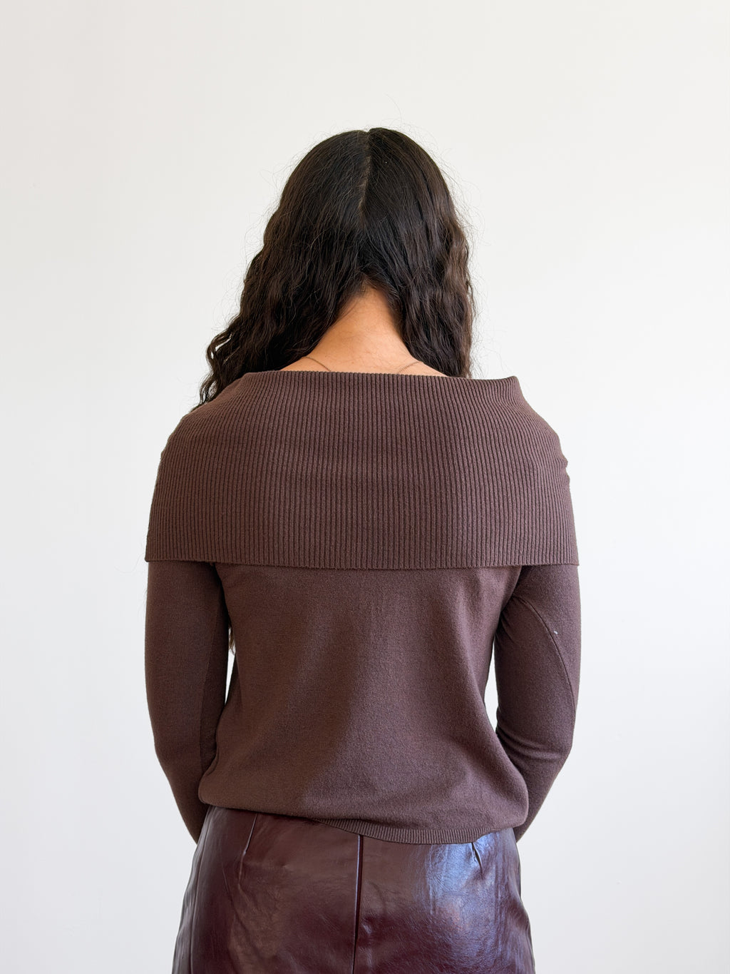 Haven Ribbed Off the Shoulder Knit Long Sleeve Top (Brown)