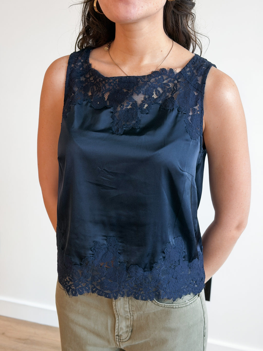 Hensley Lace Trim Sleeveless Satin Top (Navy)