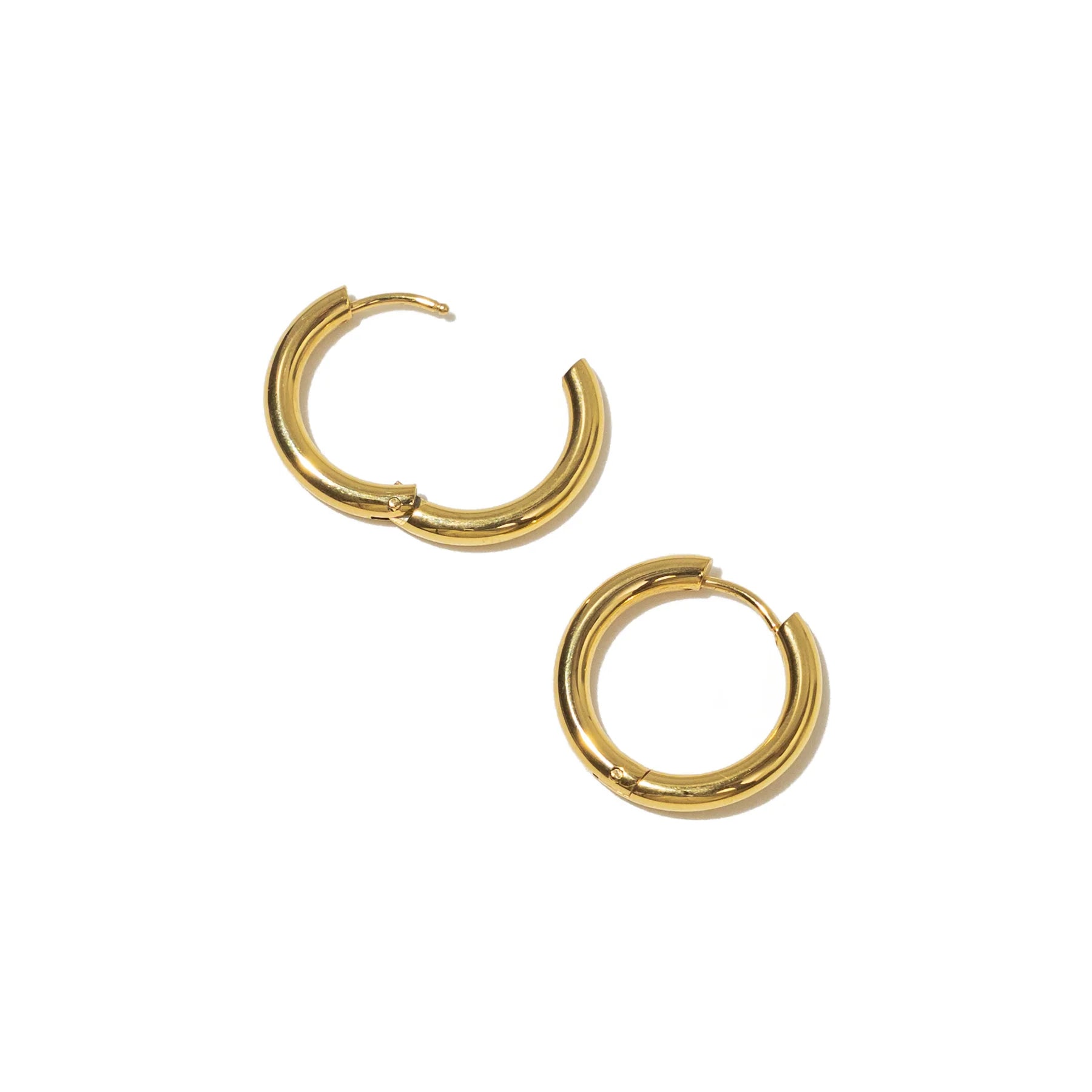Brenda Grands Waterproof 16mm Gold Basic Hoops
