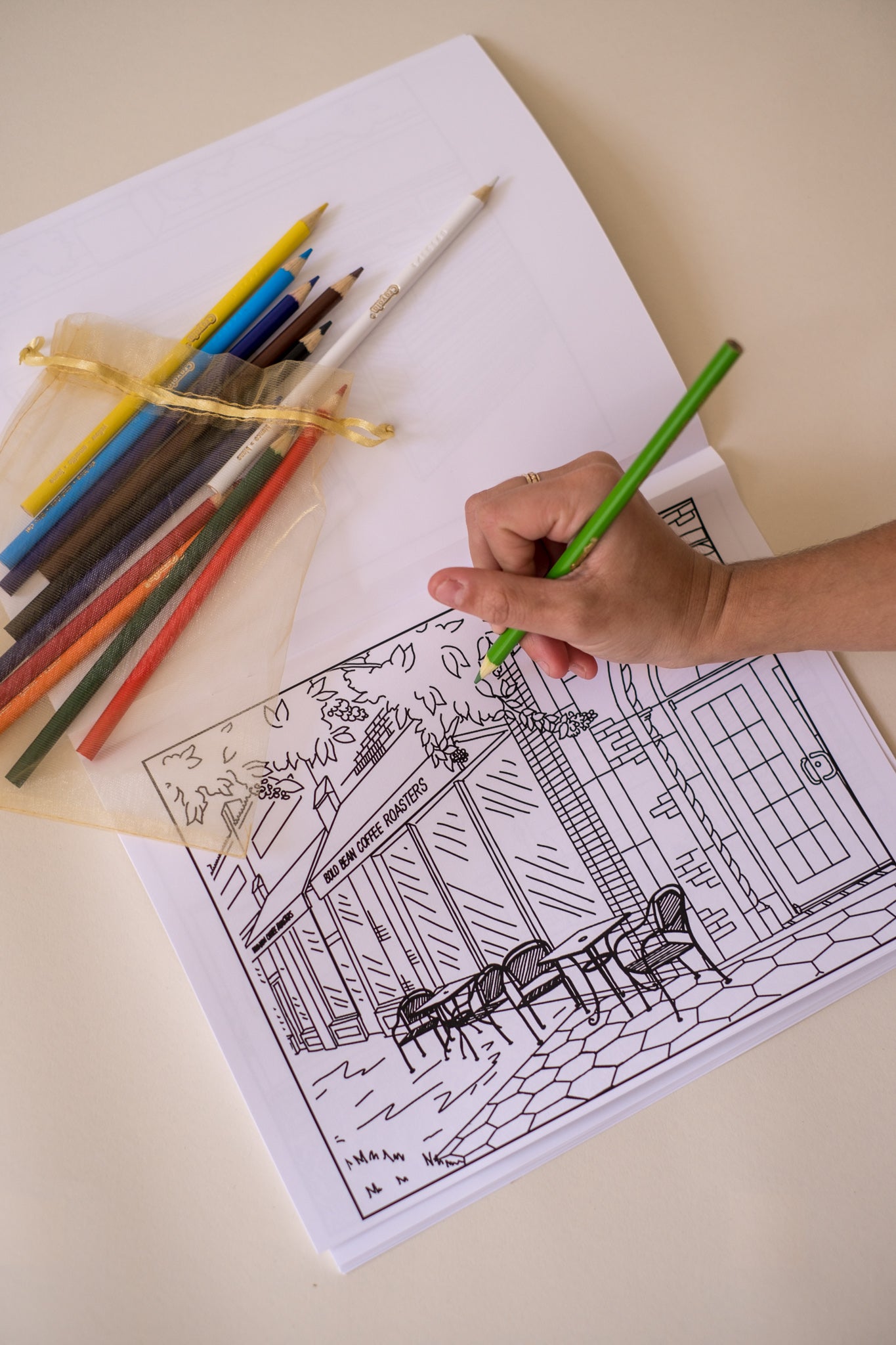 Welcome to Jacksonville: A Bold City Coloring Book + Colored Pencil Set