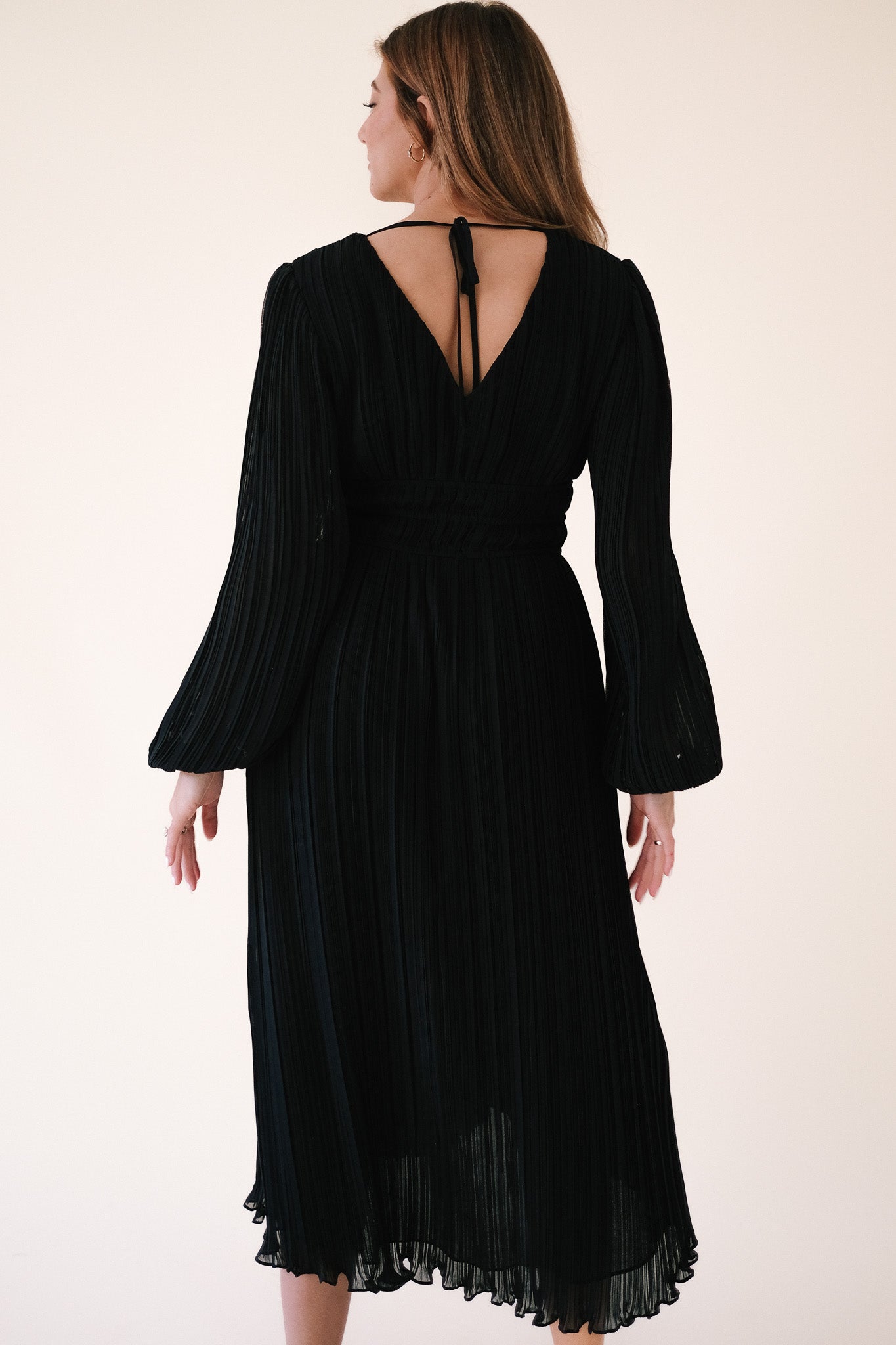 Current Air Helene Pleated V-neck Midi Dress (Black)