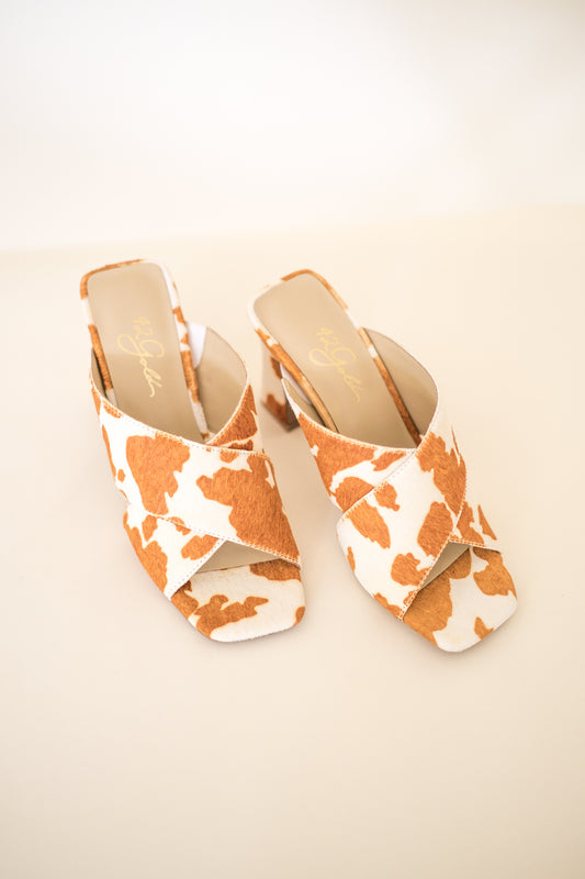 42 Gold Heeled Saldana Cow Print Sandal (Sz.5.5)